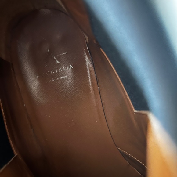 Aquatalia 6.5 black Leather Chelsea Boots - Picture 3 of 4